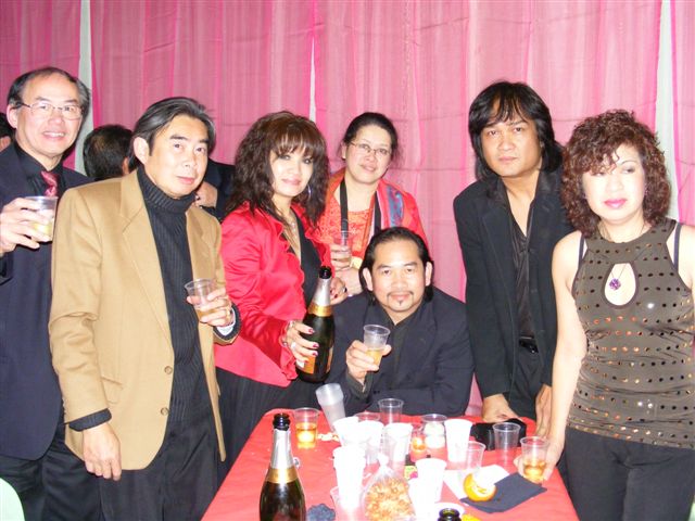 promotiondvdlao131208Paris 051.jpg